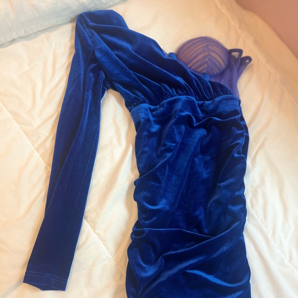 Blue miss circle dress